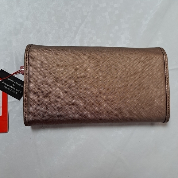 𝅺PIERRE Cardin Bronze Clutch Wallet - Picture 5 of 10
